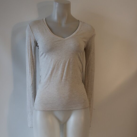 NWT Womens Splendid Light Heather Gray V-Neck Top XS - Picture 1 of 4